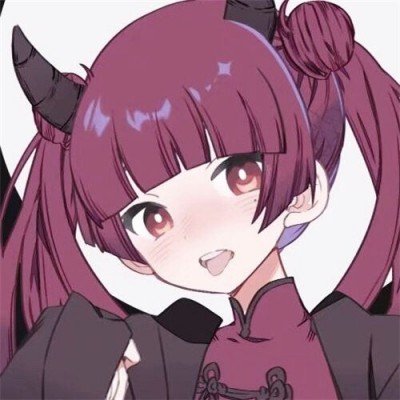 老人烧杨絮险些点着全村